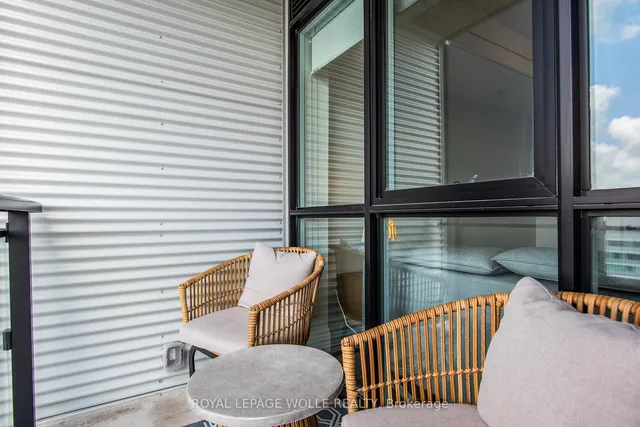 Additional image 20 of 1601 Charles St Unit 1601