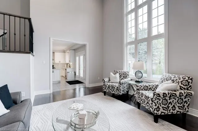 Additional image 23 of 23 Matthew St