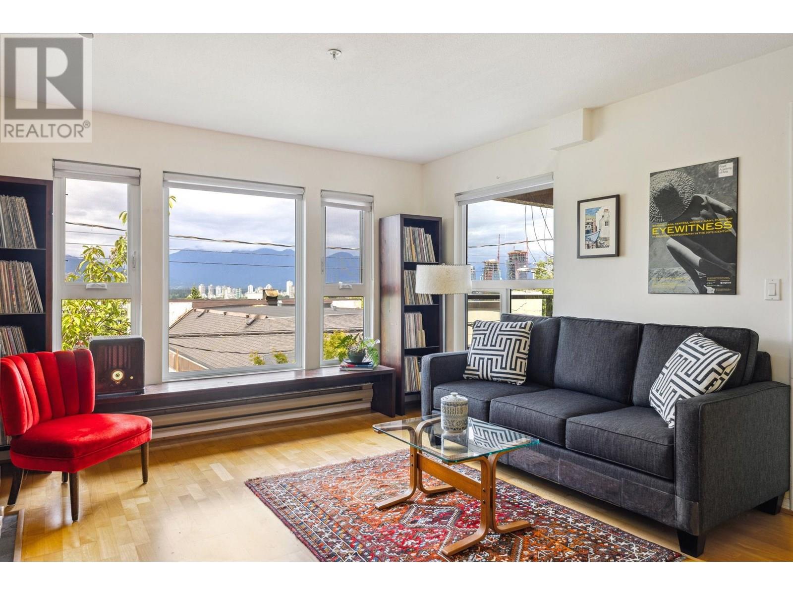 304 2121 W 5TH AVENUE|Vancouver, British Columbia V6K1S1