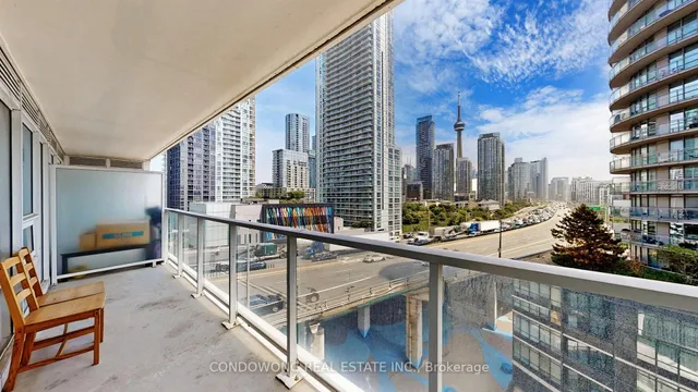 Additional image 12 of 17 Bathurst St Unit 911