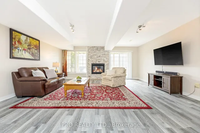 Additional image 21 of 165 Chandos Dr Unit 18