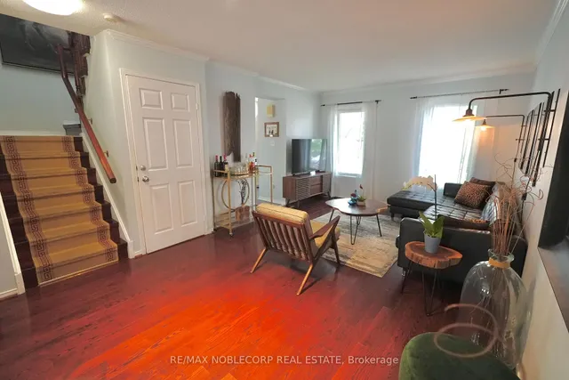 Additional image 6 of D-17 Overlea Blvd