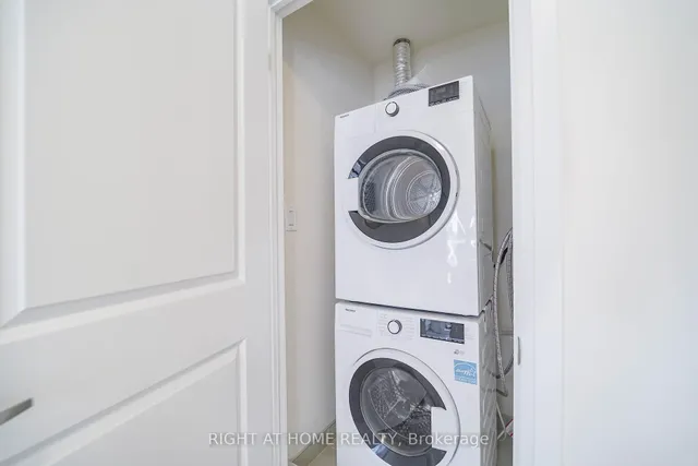 Additional image 12 of 145 Tapscott Rd Unit 4