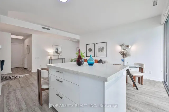 Additional image 21 of 50 Charles St Unit 3707