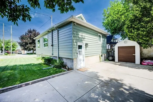 Additional image 33 of 151 Walter Ave