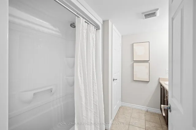 Additional image 25 of 1370 Main St Unit 409