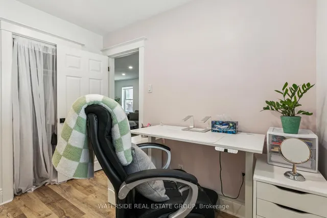 Additional image 23 of 276 Normanhurst Ave