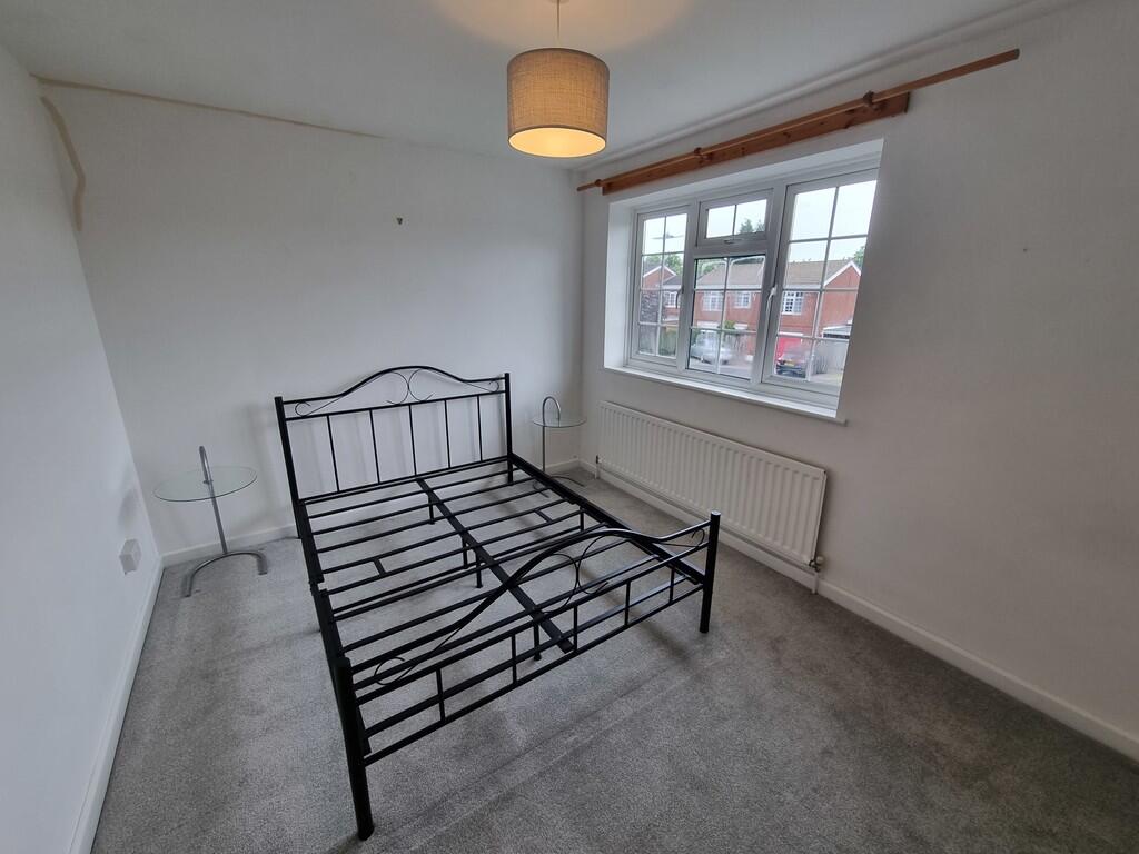 Additional image 7 of 76 Pipers Green, Hall Green, B28