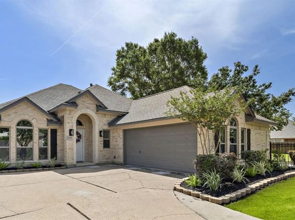 2619 Cedarmoor Ct, Houston, TX 77082