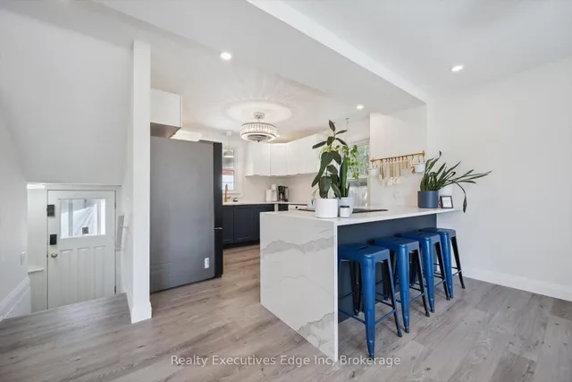 Additional image 6 of 319 Clifton Rd