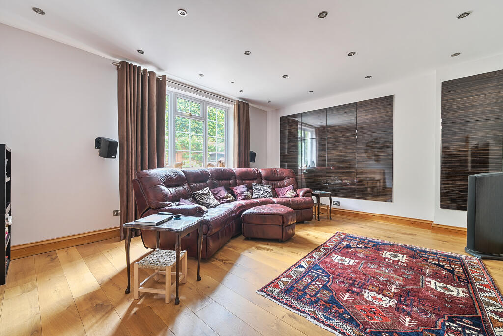 Additional image 8 of Tewin Water, Welwyn, AL6