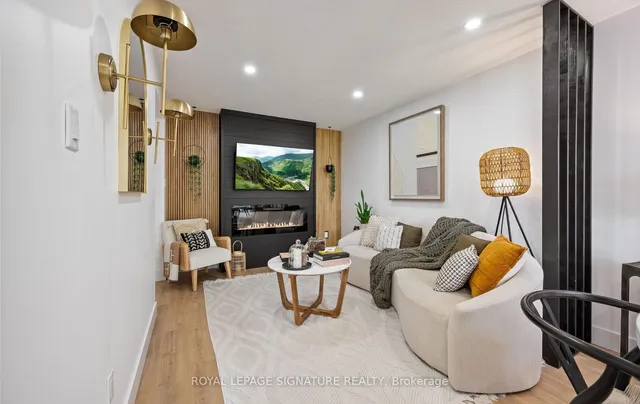 Additional image 7 of 737 Fairway Crt