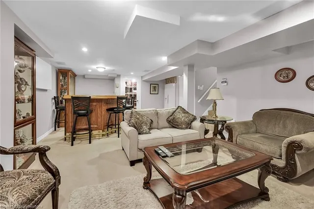 Additional image 38 of 11 Queenslea Dr Unit 153