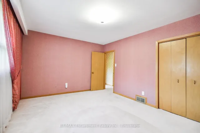 Additional image 17 of 3212 Cedartree Cres