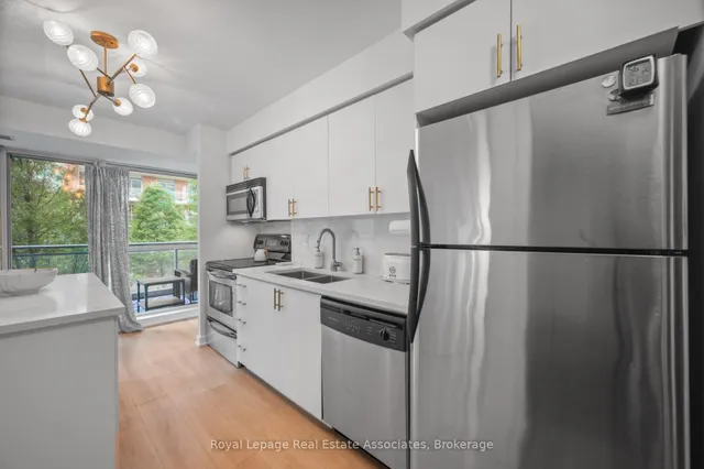 Additional image 2 of 80 Western Battery Rd Unit 222