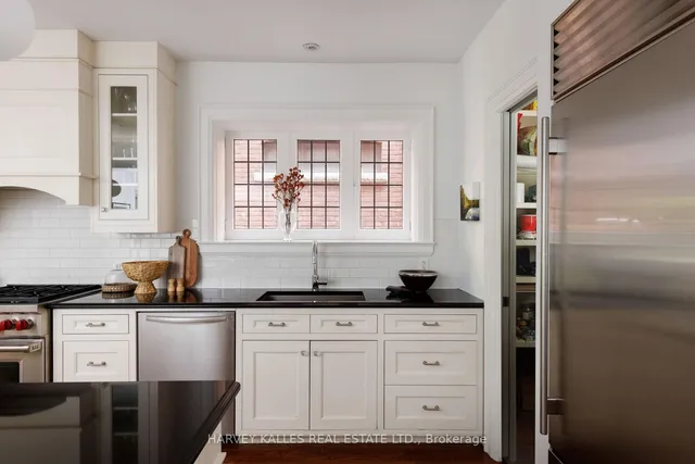 Additional image 2 of 8 Edgewood Cres