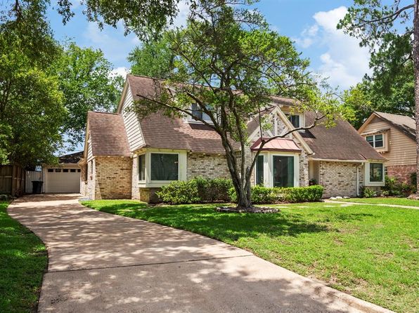 14714 Broadgreen Dr, Houston, TX 77079