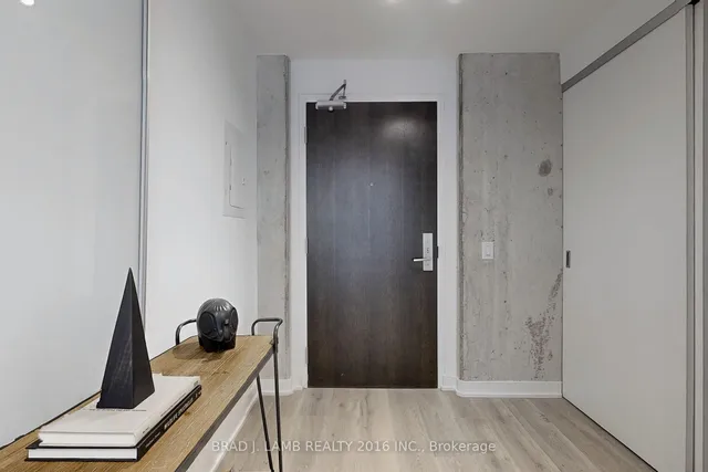 Additional image 21 of 55 Ontario St Unit 321