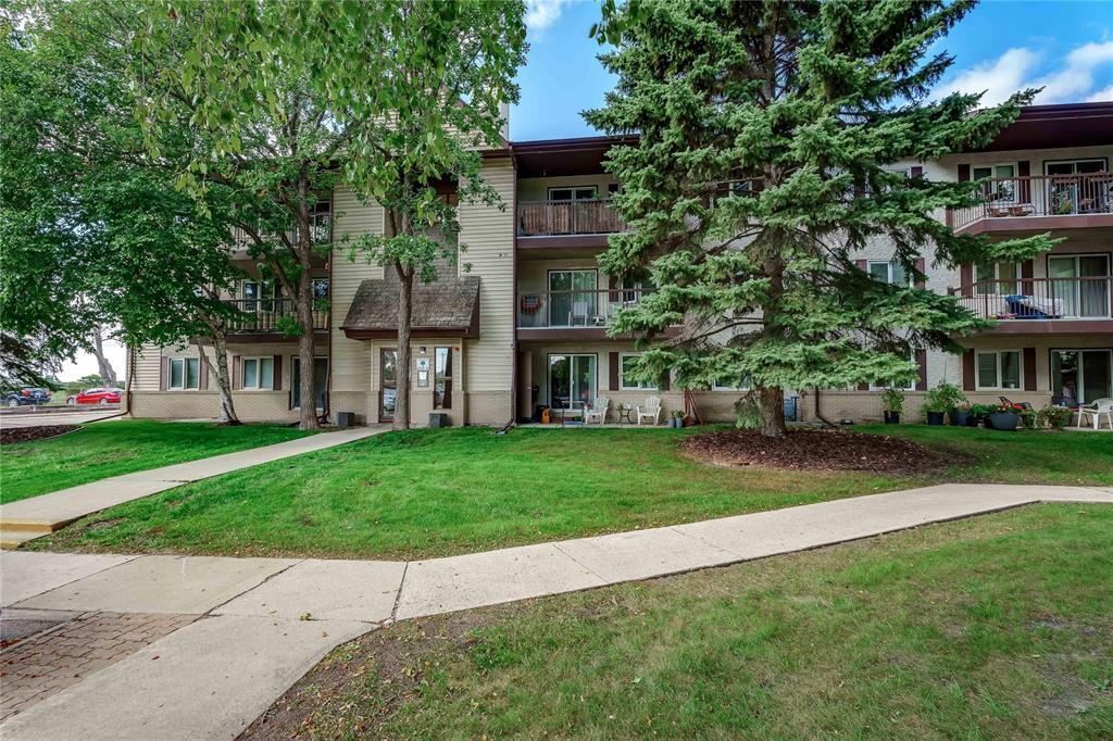 2301 654 Kenaston Boulevard|Winnipeg, Manitoba R3N2A1