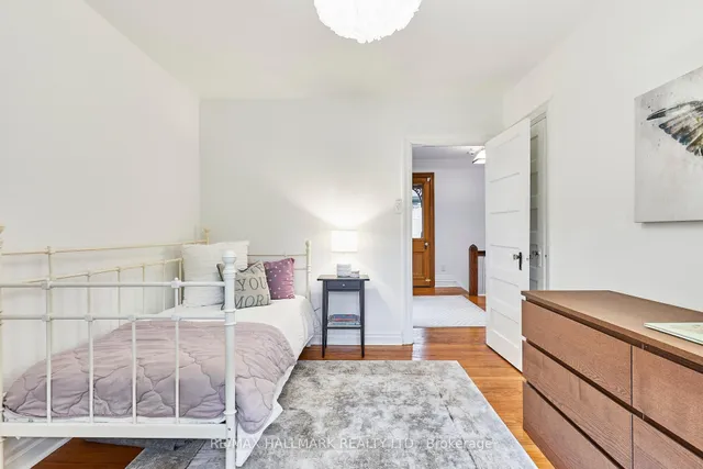 Additional image 43 of 183 Balsam Ave