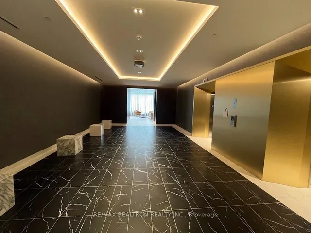 Additional image 29 of 500 Dupont St Unit 301