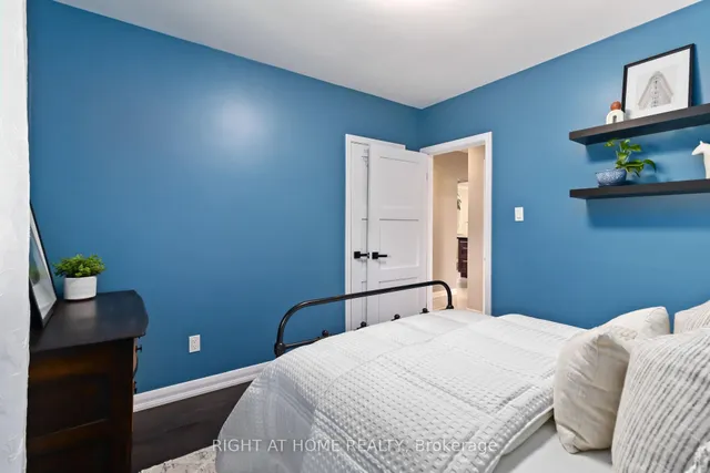 Additional image 20 of 7 Brenda Ave