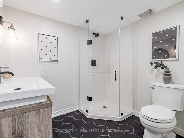 Additional image 26 of 117 Glenvale Blvd