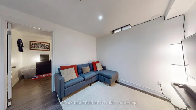 Additional image 42 of 4 Fanshawe Dr