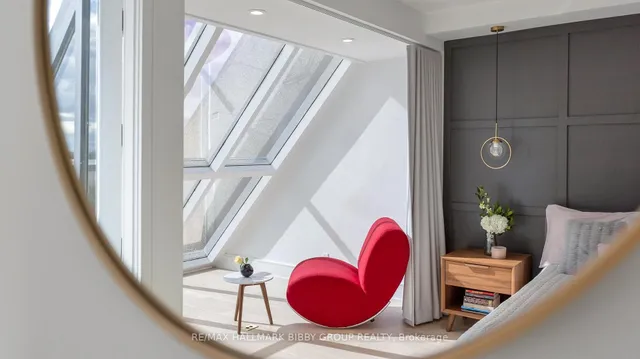 Additional image 18 of 99 Harbour Sq Unit 613