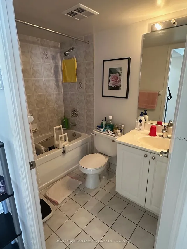 Additional image 21 of 18 Mondeo Dr Unit 1239