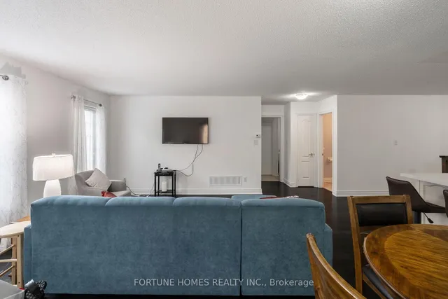 Additional image 22 of 67 Locust Dr