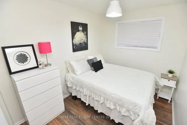 房产图片 16 - 405 Erindale Dr