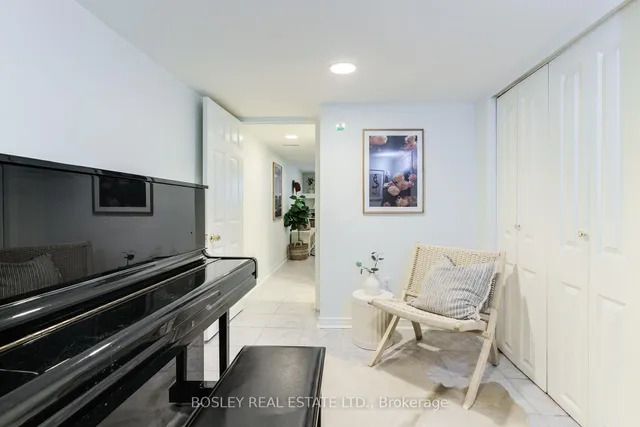 Additional image 28 of 90 Walpole Ave