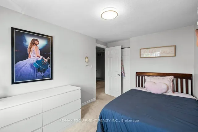 Additional image 23 of 29 HERITAGE Dr Unit 19