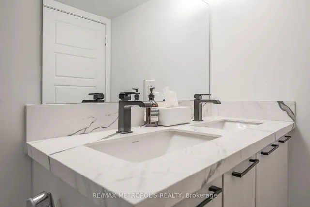 Additional image 28 of 871 Sheppard Ave Unit 29