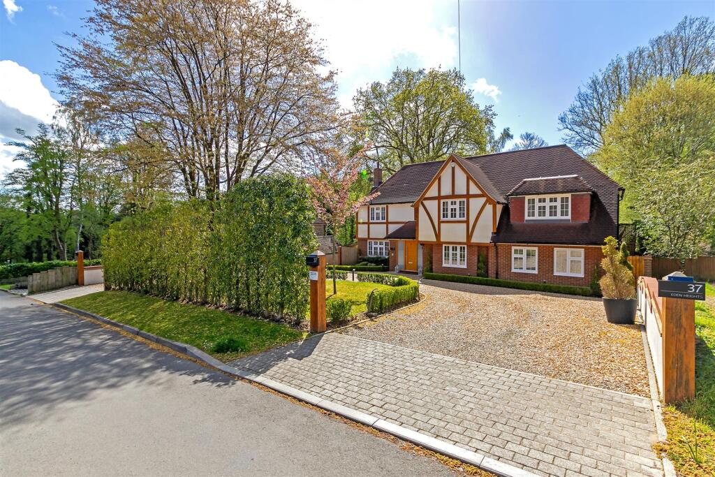 Additional image 39 of Bishops Road, Tewin, Welwyn