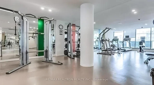 Additional image 32 of 832 Bay St Unit 4109