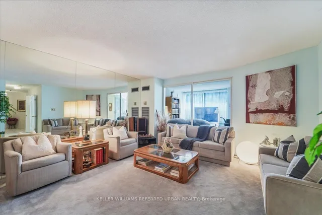 房产图片 6 - 175 Bamburgh Circ 单元 1918