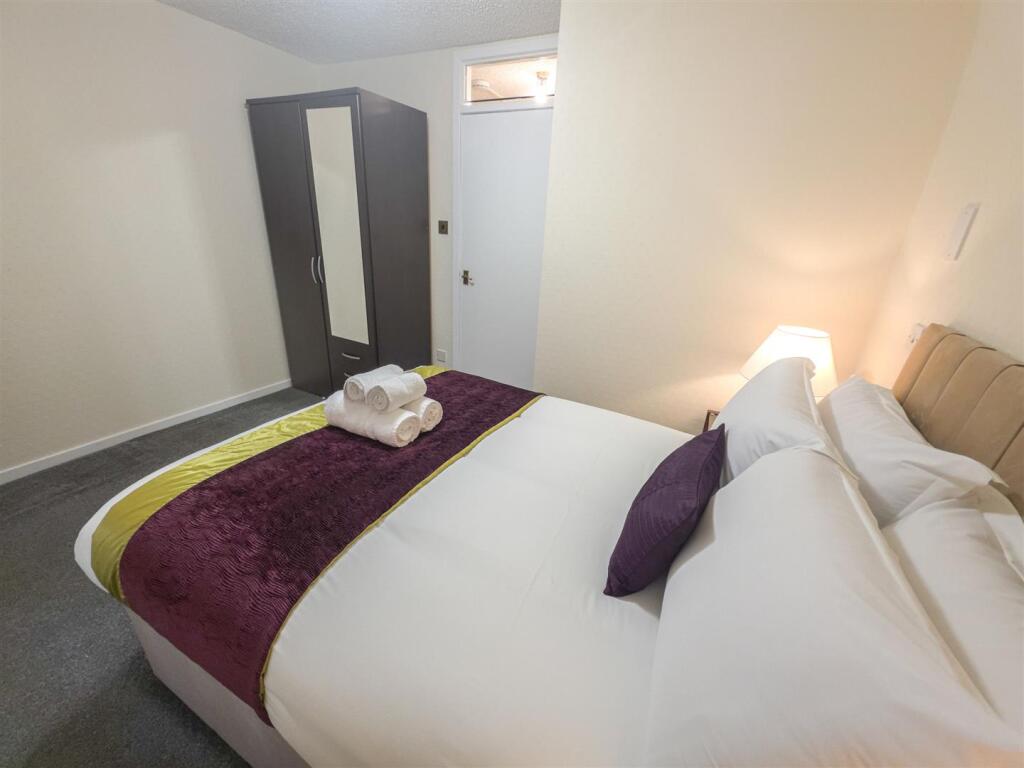 Additional image 8 of Great Northern Road