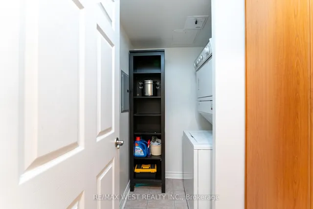 Additional image 21 of 5229 Dundas St Unit 201