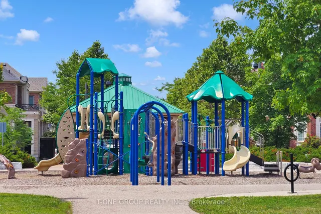 Additional image 35 of 301 ELLEN DAVIDSON Dr