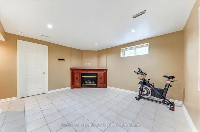 Additional image 35 of 25 Valley Centre Dr