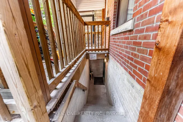 Additional image 34 of 97 Lippincott St