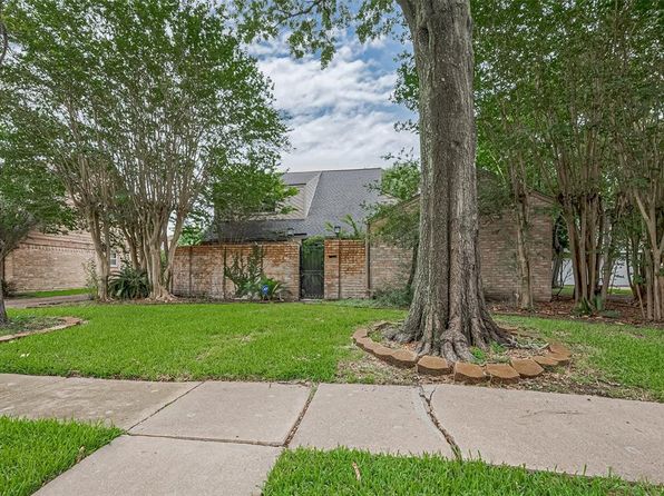 2107 Shadowbriar Dr, Houston, TX 77077