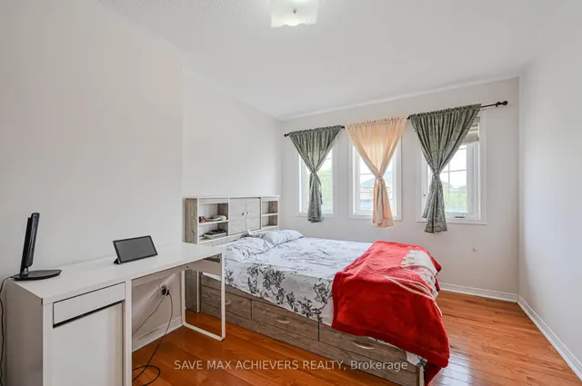 Additional image 30 of 21 Riverplace Cres