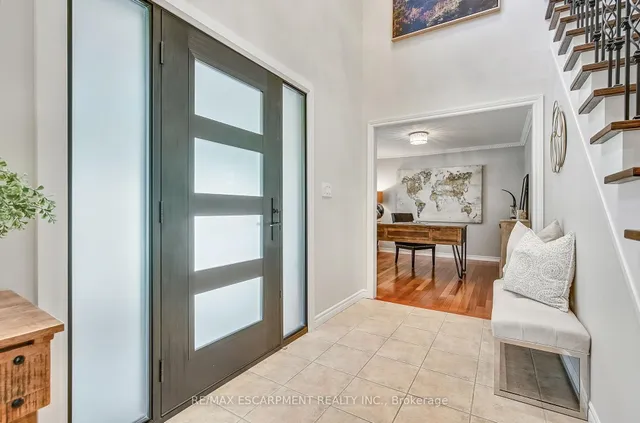 Additional image 3 of 9 Valley Ridge Lane