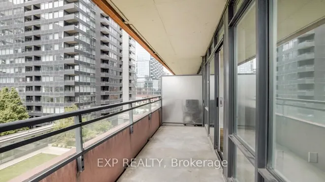 Additional image 14 of 4K Spadina Ave Unit 722