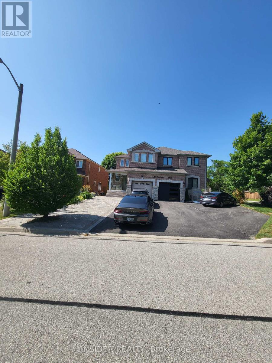 185 FOXFIELD CRESCENT|Vaughan (Patterson), Ontario L4K5E8