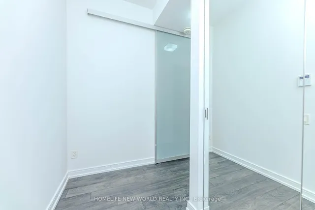 Additional image 11 of 28 Wellesley St Unit 1209