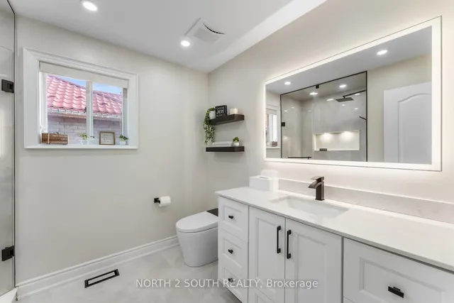 Additional image 30 of 41 Youngestar Tr